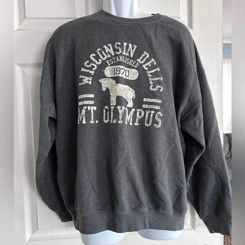 Wisconsin Dells Graphic Sweatshirt